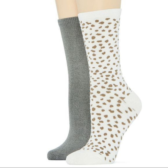 🔹5/$25🔹 NWT‎ Crew Socks. 2 Pairs. Women’s Size 4-10 - Picture 1 of 7